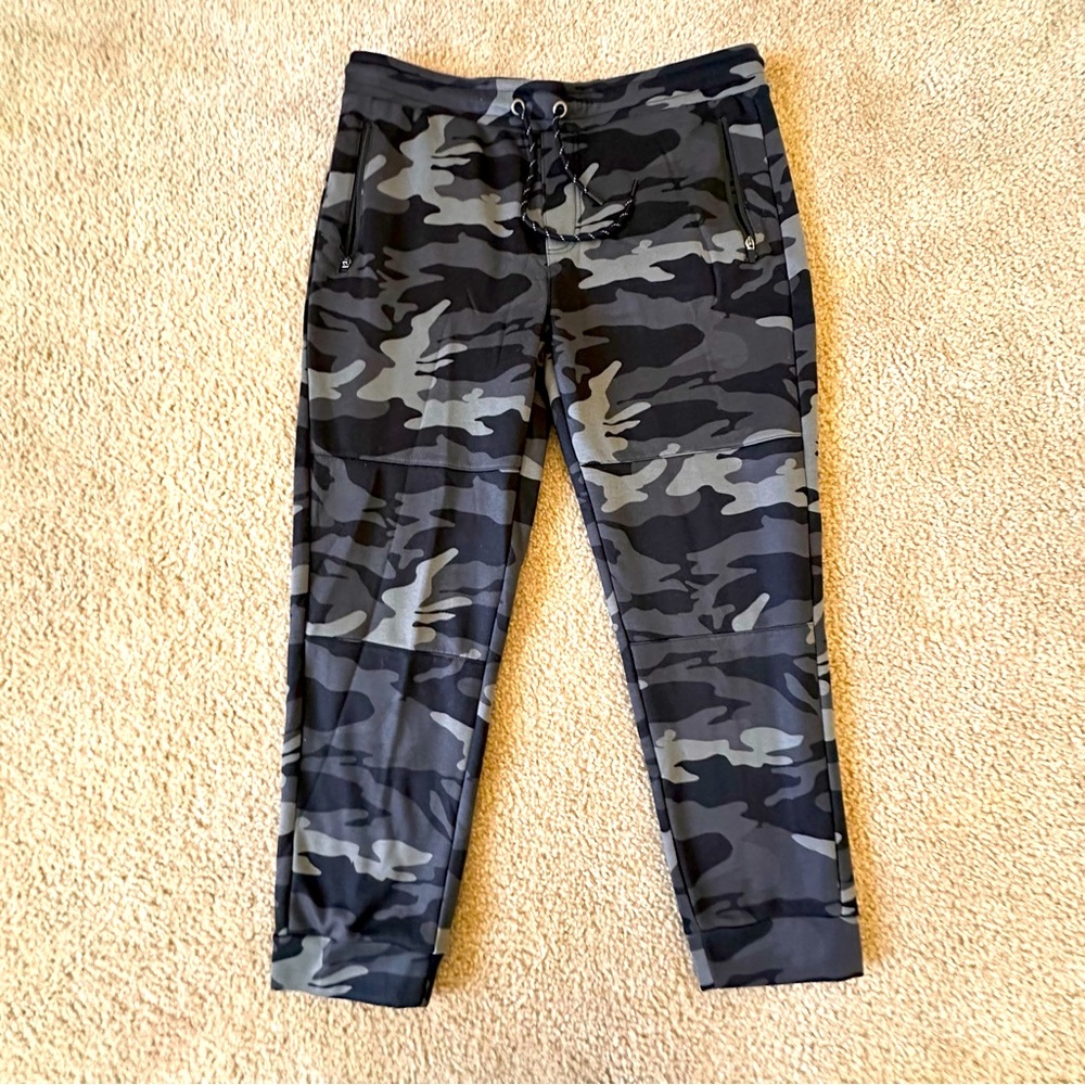 Men’s Grey Camo Sweatpants